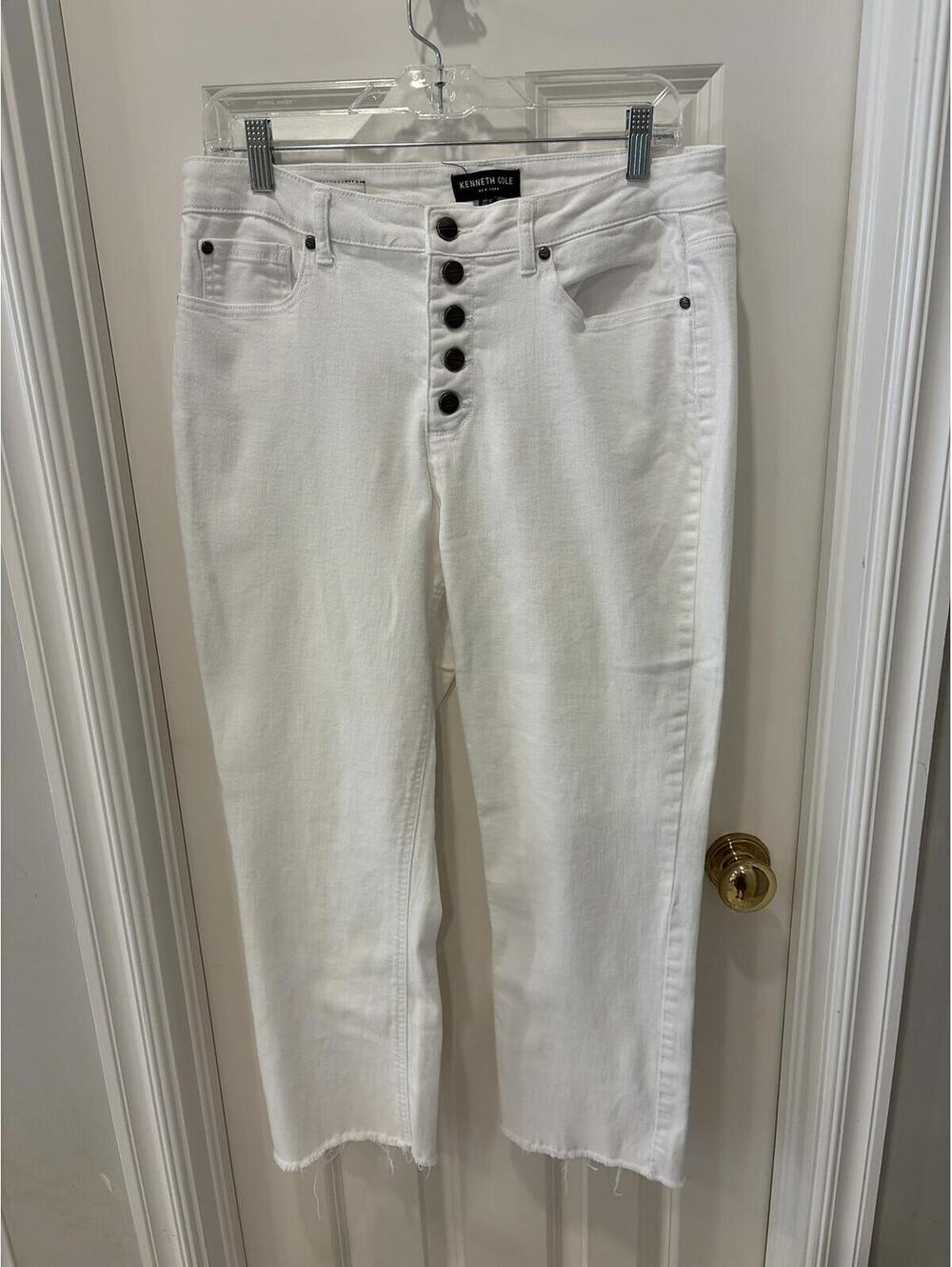 Kenneth Cole classic white jeans, ankle length, size 12